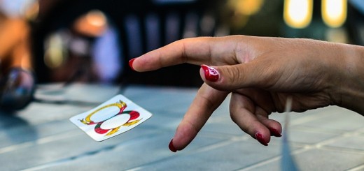 Come sbancare su Facebook: le condivisioni "Asso piglia tutto"