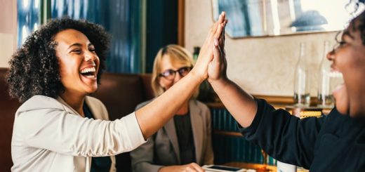 Il social collaborativo: perché fare sinergia e scambiarsi visibilità tra brand fa bene